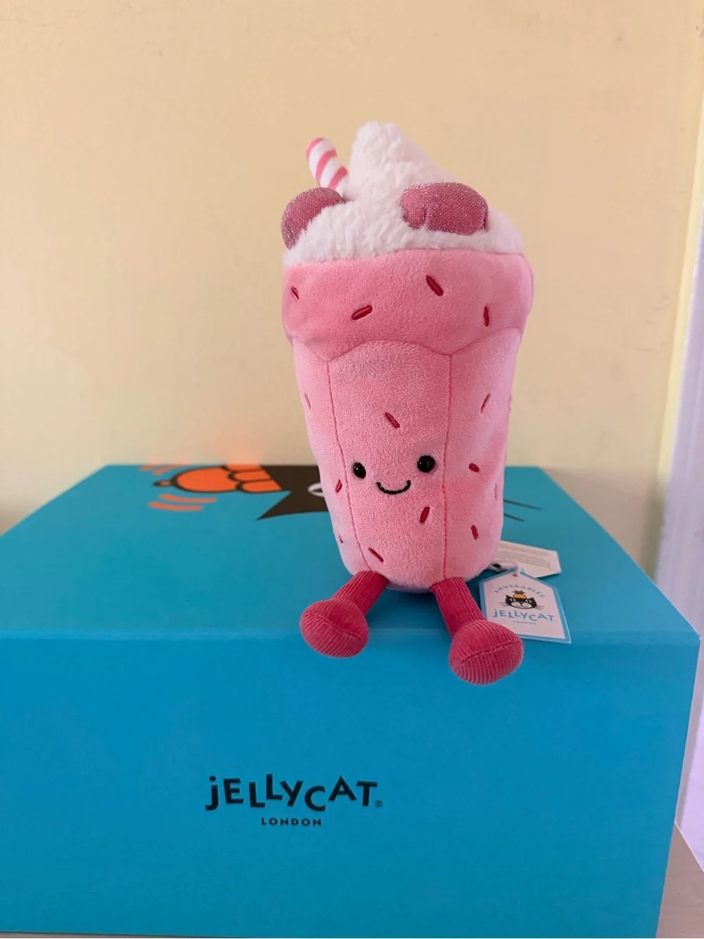 Jellycat FAO nyc jellycat diner exclusive bubbeca milkshake